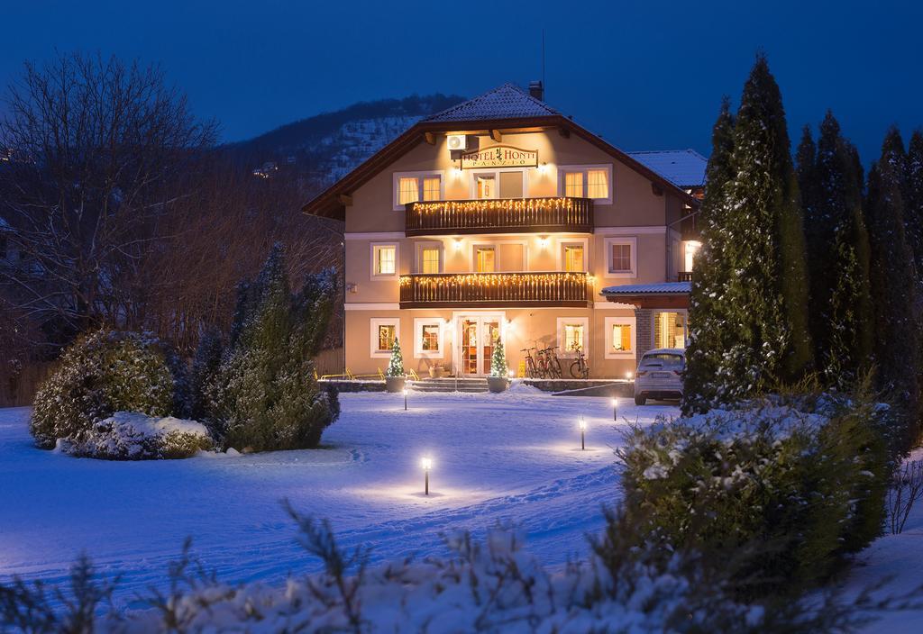 Hotel Honti Wellness Es Konferencia Szalloda Visegrád Exteriör bild