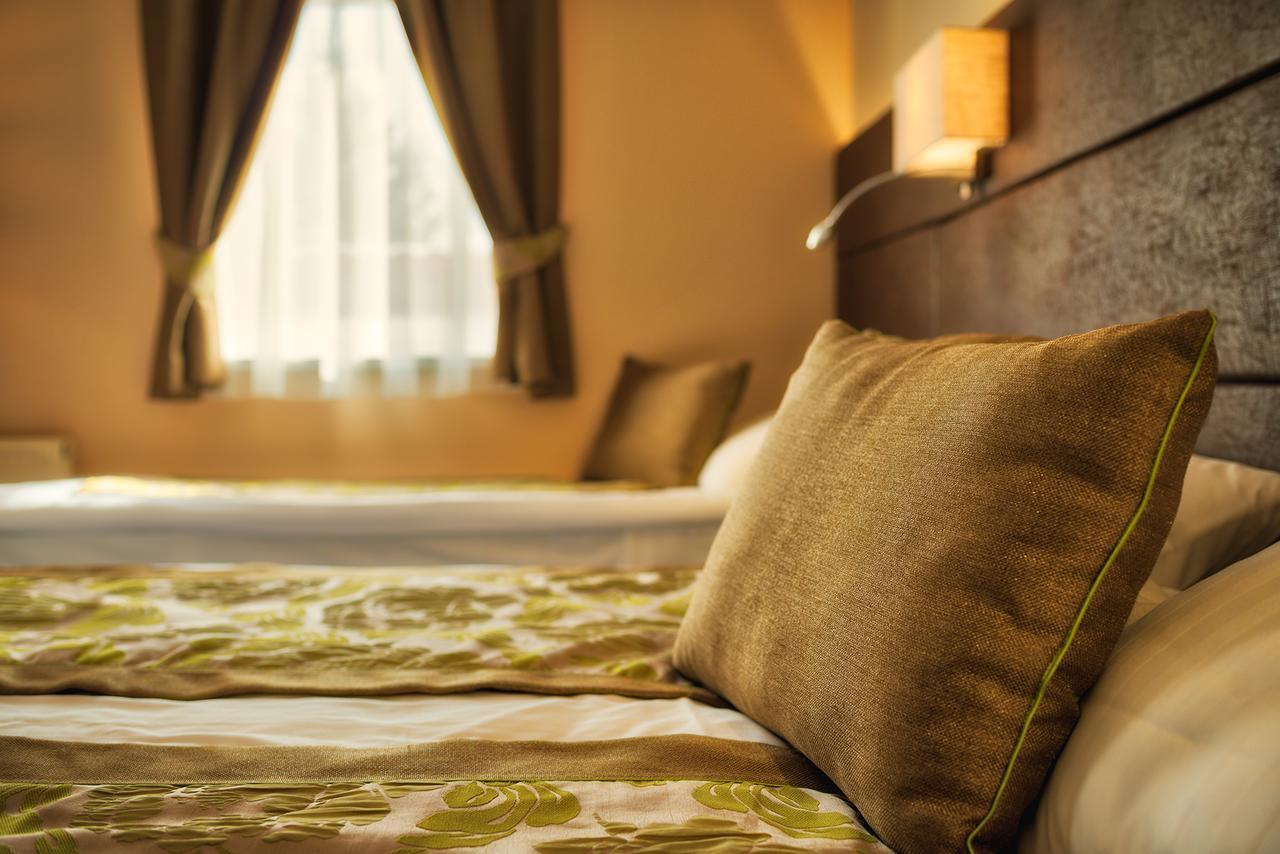 Hotel Honti Wellness Es Konferencia Szalloda Visegrád Exteriör bild