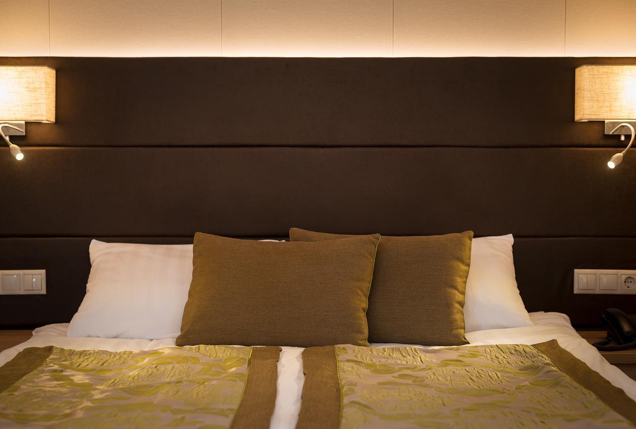 Hotel Honti Wellness Es Konferencia Szalloda Visegrád Exteriör bild